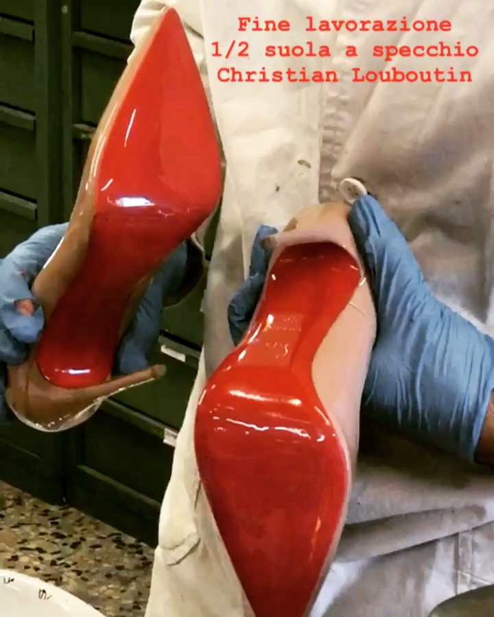 Louboutin con modello suole MIRROR rosse